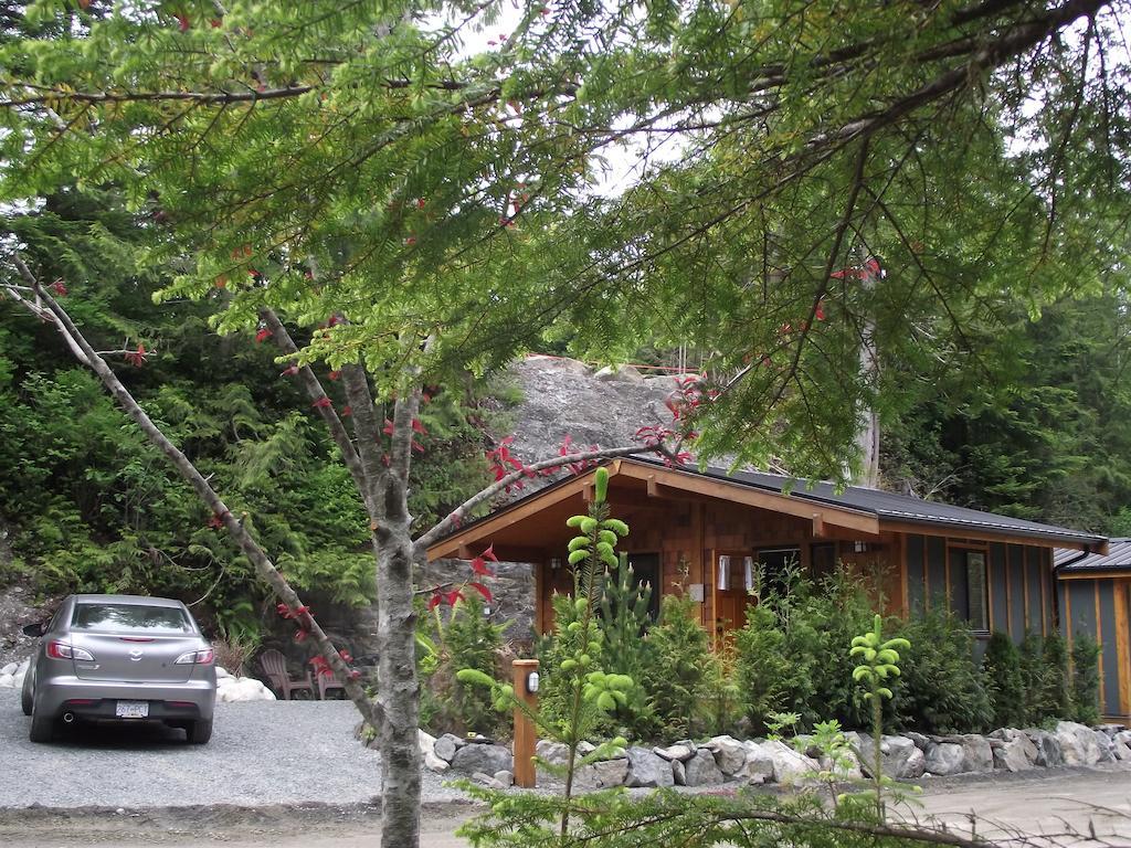 Wild Coast Chalets Port Renfrew Δωμάτιο φωτογραφία